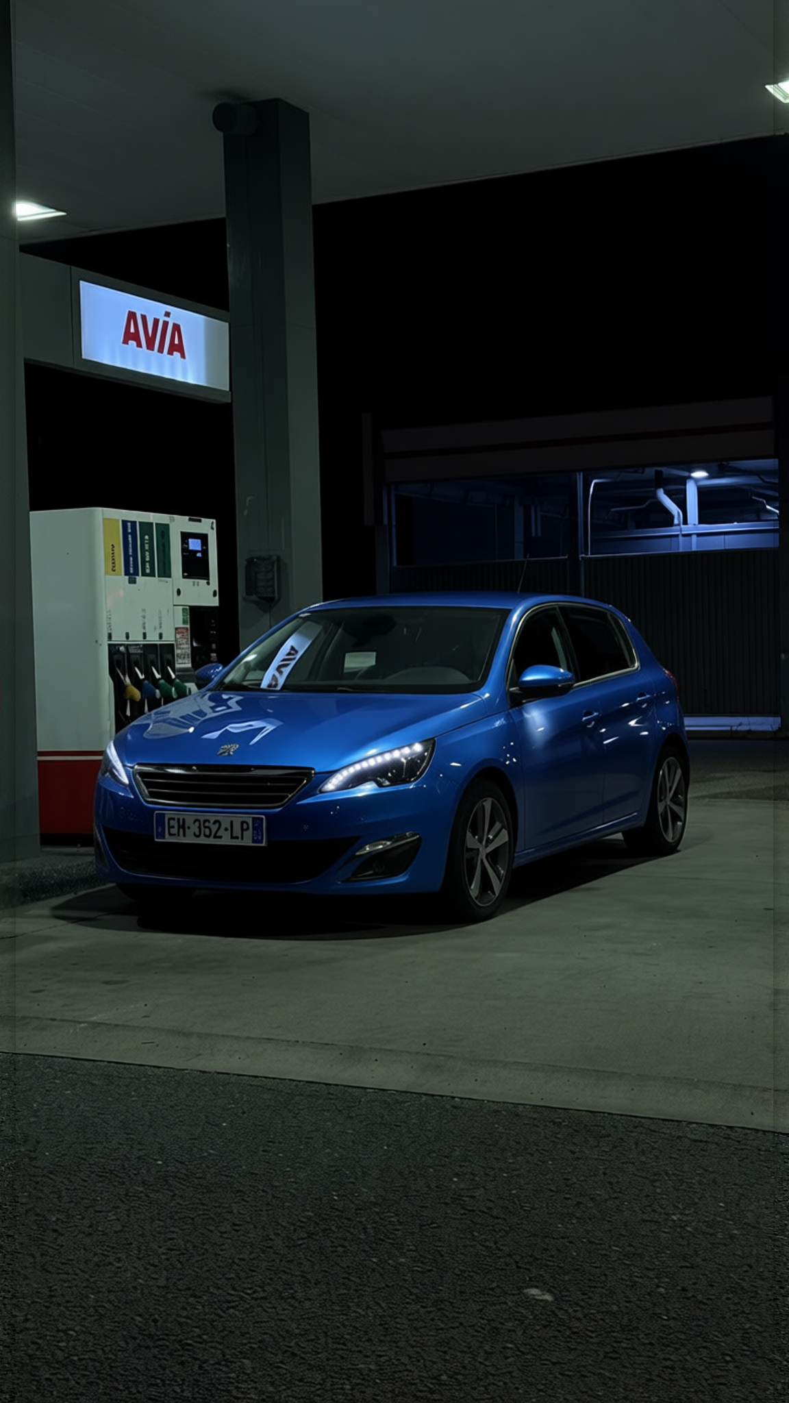 Peugeot 308 en Gulf Blue gloss paint