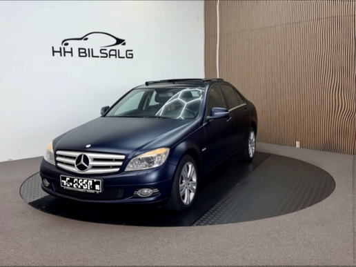 Preview Car 13 rendered in Satin Obsidian Black satin wrap