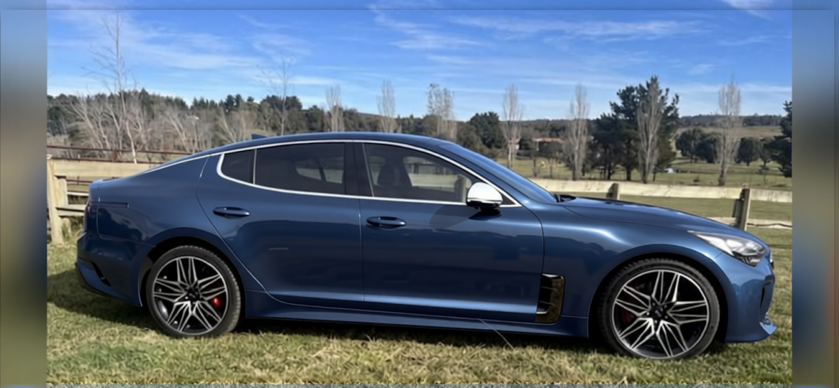 Preview Car 12 rendered in Frozen Satin Metallic Charcoal Blue gloss wrap