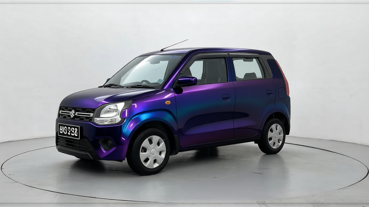 Preview Car 1 rendered in Super Gloss Spectrum gloss wrap