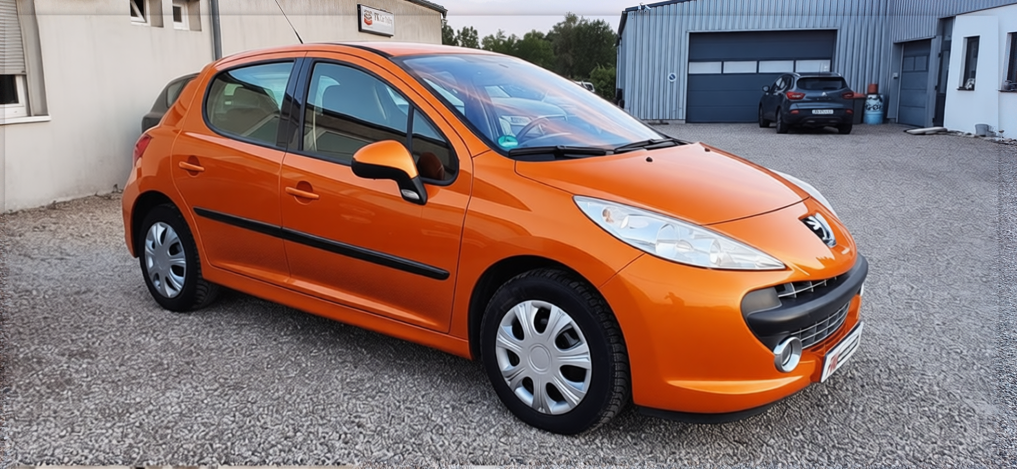 Voiture en Lava Orange gloss paint