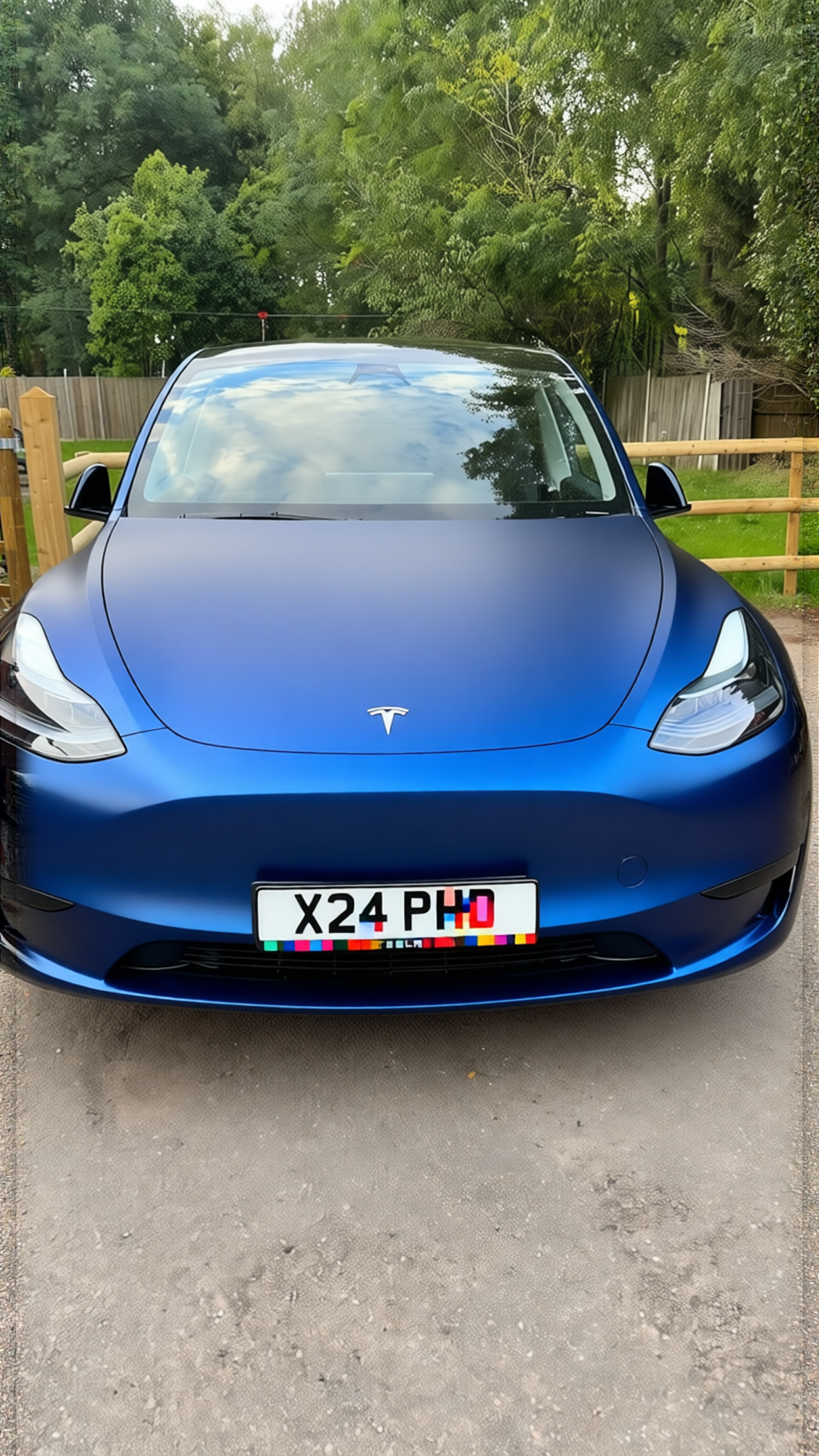 Preview Car 9 rendered in Frozen Satin Narwhal Blue satin wrap