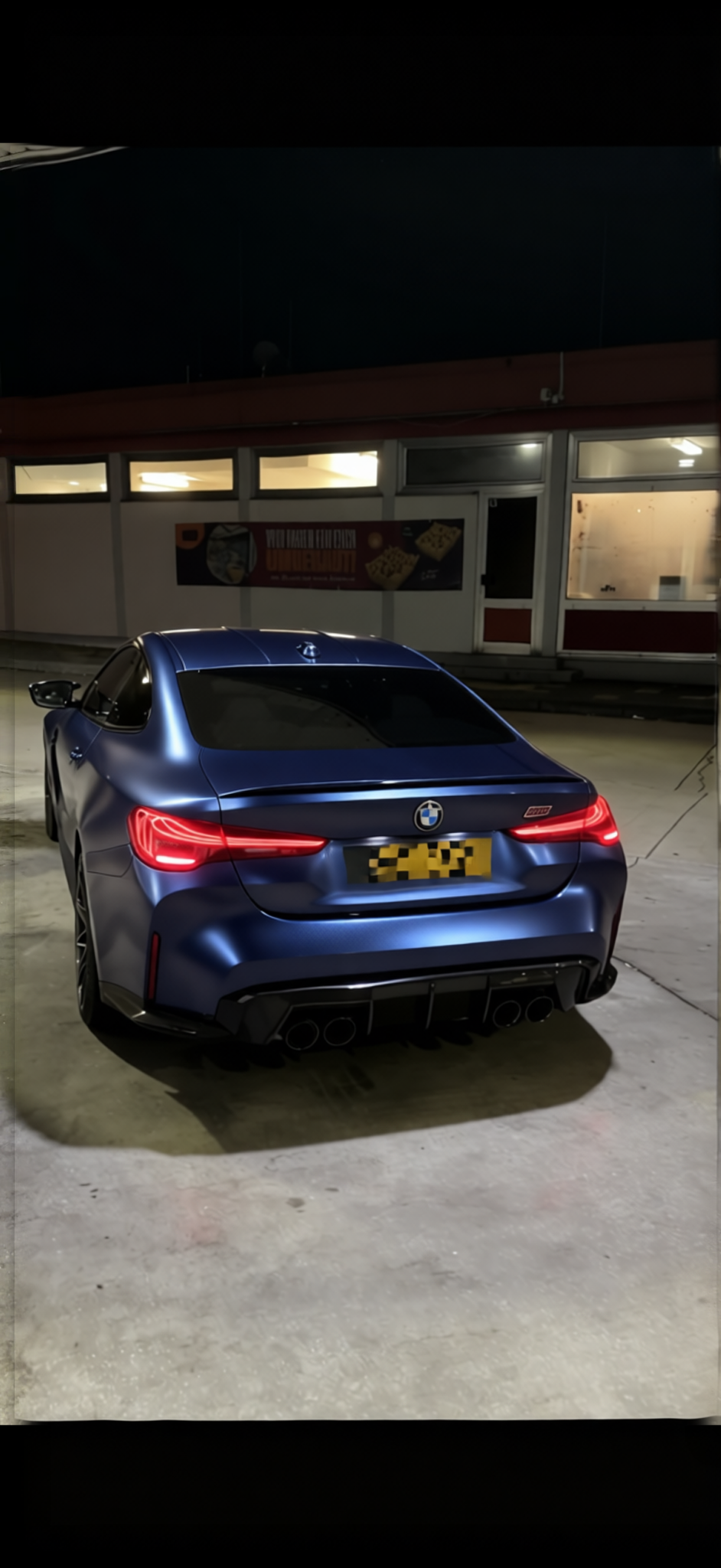 Preview Car 3 rendered in Frozen Satin Metallic Charcoal Blue gloss wrap