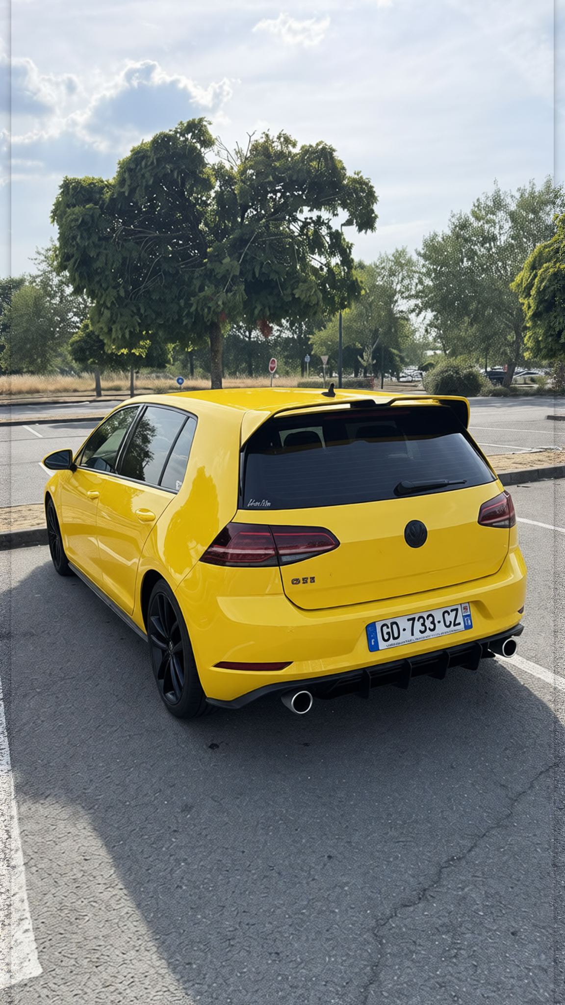 Volkswagen Golf GTI rendered in Racing Yellow gloss paint