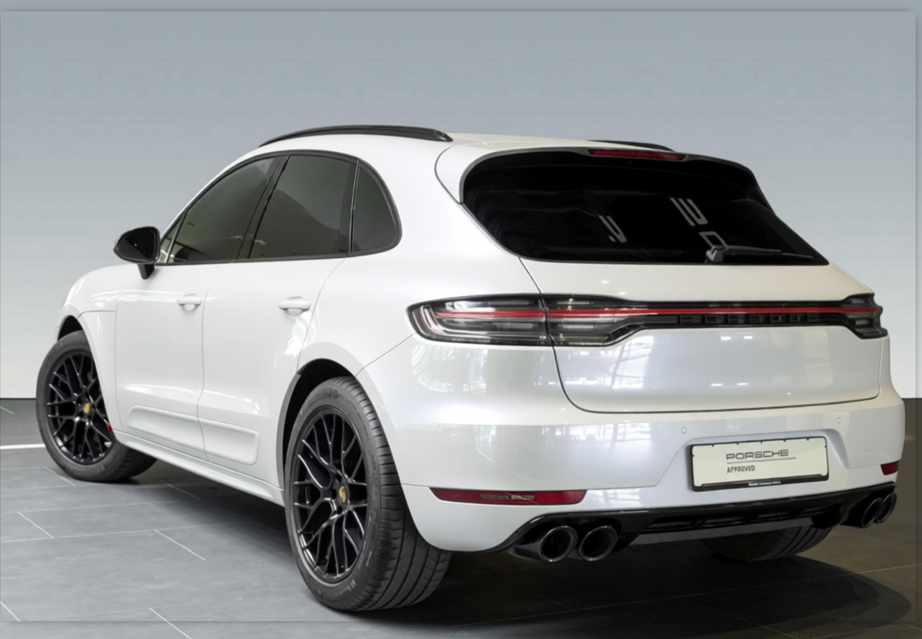 Preview Car 10 rendered in Pearl White gloss paint