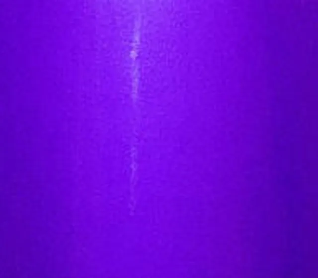 Texture du film covering ORACAL Gloss Enchanted Violet · Specced
