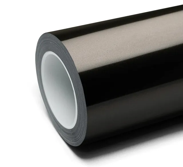 Texture du film covering Inozetek Super Gloss Metallic Black · Specced